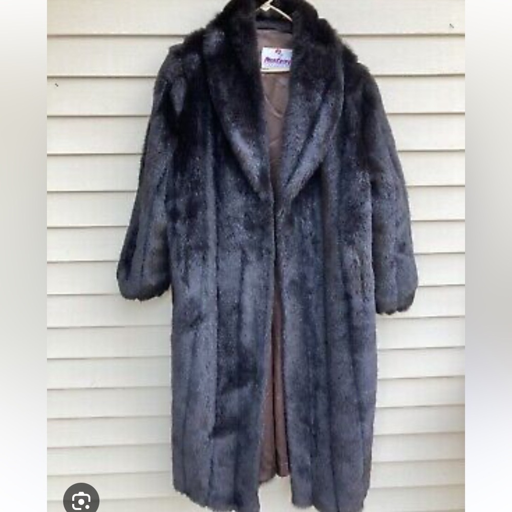 Faux fur monterey vintage coat